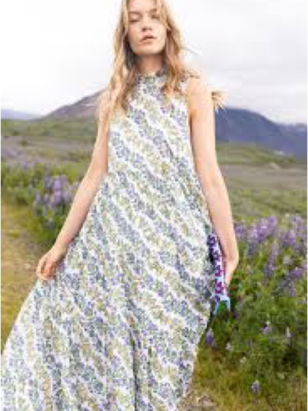 RUFFLE TIERED MAXI- LUPINA PERI EUC